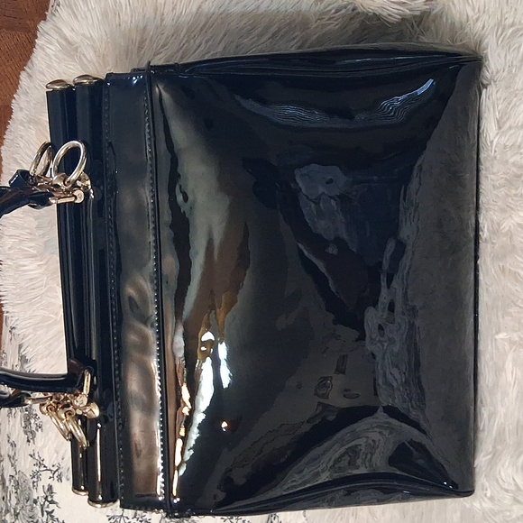 Julia & Michael EUC Patent Handbag - Picture 2 of 16